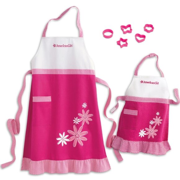 American Girl Aprons - Picture 1 of 2